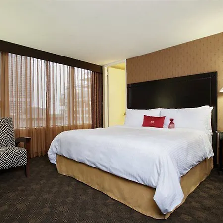 Hampton Downtown/magnificent Mile