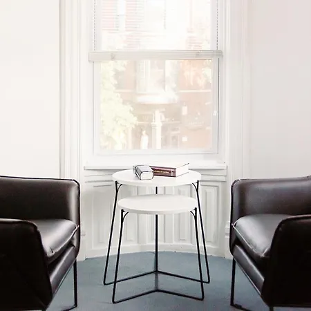An Exquisite Blend Of Historic & Modern - Lincoln Park Holiday home *