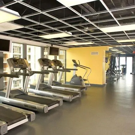 Lake Shore East Apartment *