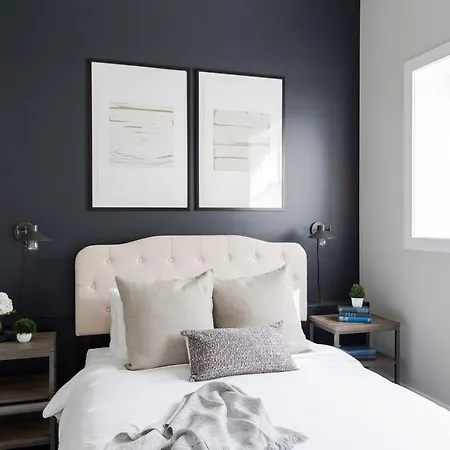 Sonder — The Ada Aparthotel Chicago