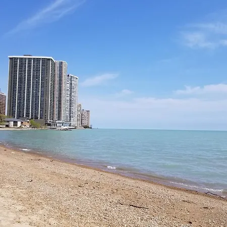 Hollywood Terrace * Chicago