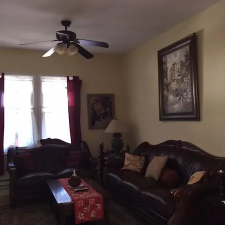 Apartment Beautiful 2 Bedroom Chicago