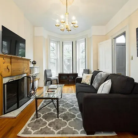 2br Heart Of Lincoln Park