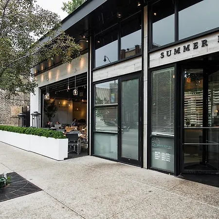 2br Heart Of Lincoln Park Apartment *
