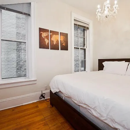 Apartment 2br Heart Of Lincoln Park