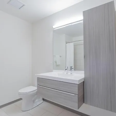 Apartment One-bedroom On N Milwaukee Avenue Apt 402 Chicago