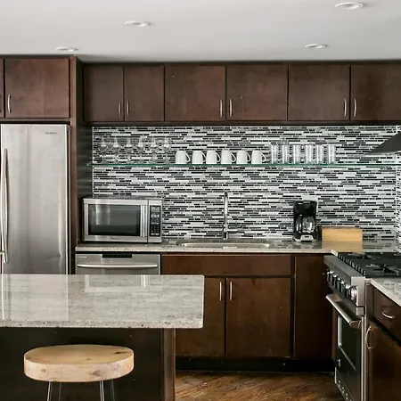 Sonder — Burton Place 4*