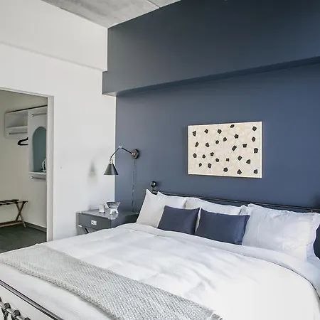 One-bedroom On N Milwaukee Ave Apt 408 Apartment