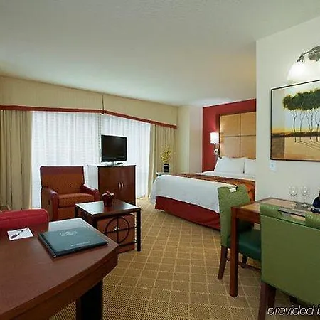 Hotel By Marriott Downtown/river North Chicago