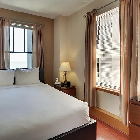Hotel Dewitt And