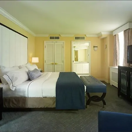 Warwick Allerton Hotel