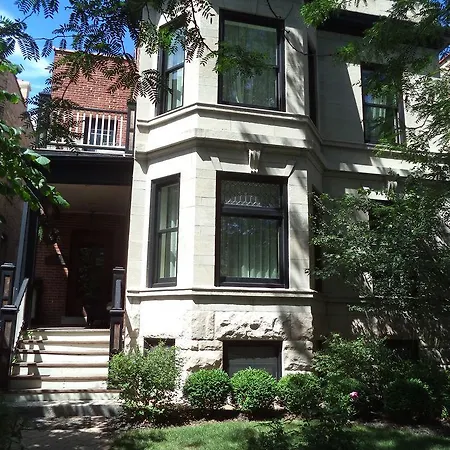 Apartment Chicago On Newport *