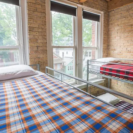 Hostel Urban *