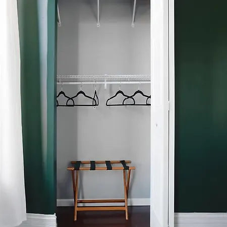 Two-bedroom On N May Street Apt 3f * Chicago