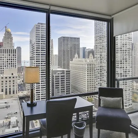 Bridgestreet At State And Grand Aparthotel Chicago