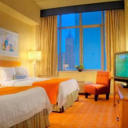 Fairfield And Downtown/ Magnificent Mile Hotel 3*