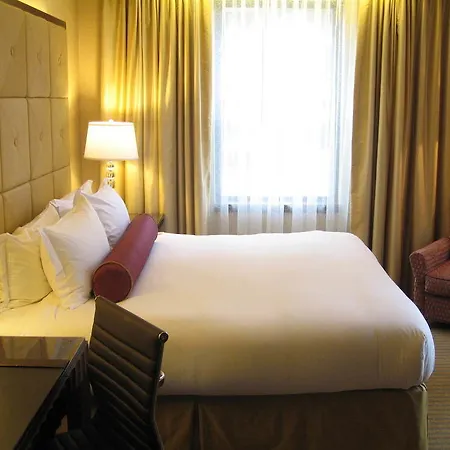 Millennium Knickerbocker Hotel