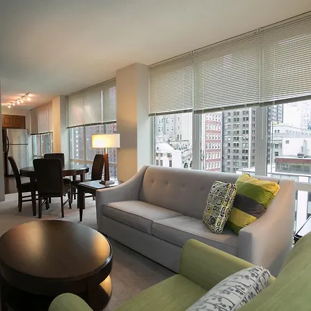 Apartment 215 West Washington