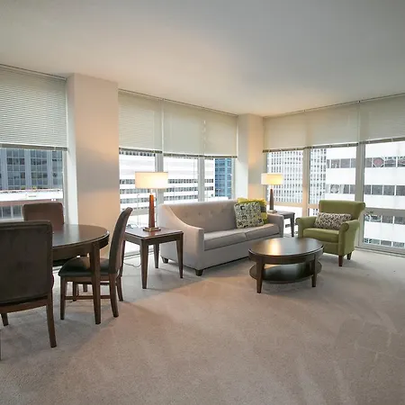Apartment 215 West Washington *