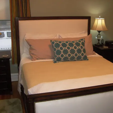 Bed & Breakfast Lang House B&B - Chicago 4*