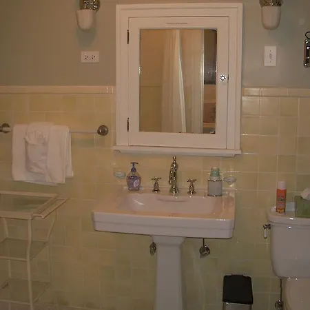 Lang House B&B - Chicago Bed & Breakfast Chicago