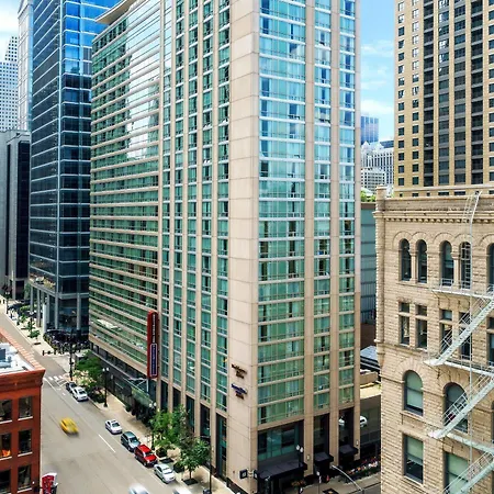 Hotel By Marriott Downtown/river North 3*