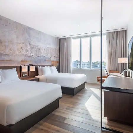 The & Athletic Club At Midtown 4* Chicago