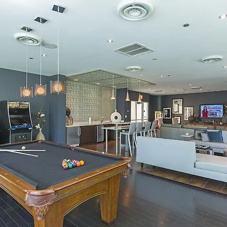 The Streeter Aparthotel