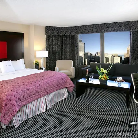 Hotel Doubletree By Hilton Magnificent Mile Chicago