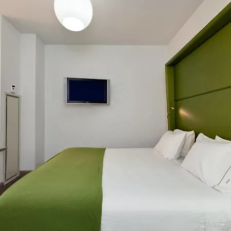 Express - Magnificent Mile By Ihg Hotel Chicago