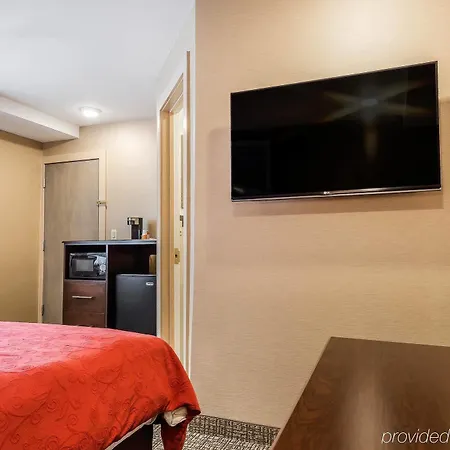 Rodeway North Shore - Lincolnwood Inn 3*