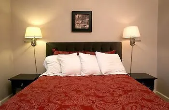 Wicker Park 3*