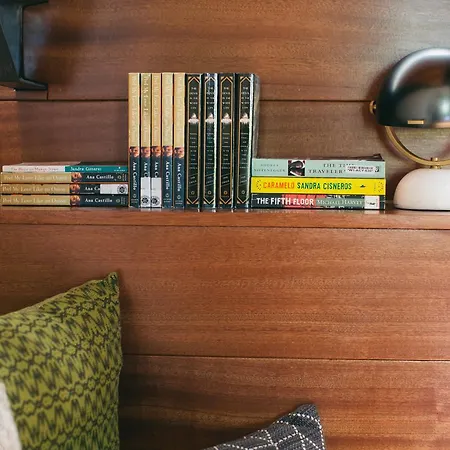 Bed & Breakfast The Publishing House 4*
