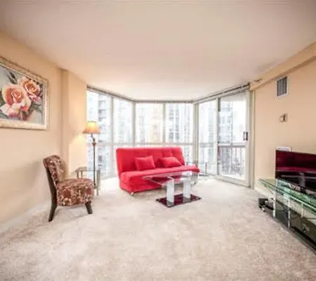 - Eugenie Terrace Two-bedroom * Chicago