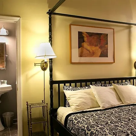 Bed & Breakfast Wicker Park 3*