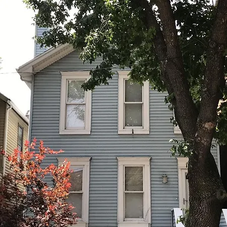 5 Bedroom Huge House In Location Parking Fireplace Back Yard * Chicago