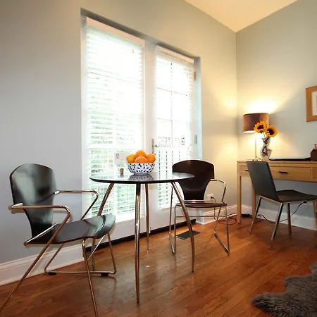Magnolia Guest house Chicago