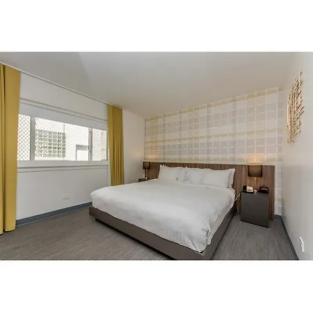 Ohio House 3* Chicago