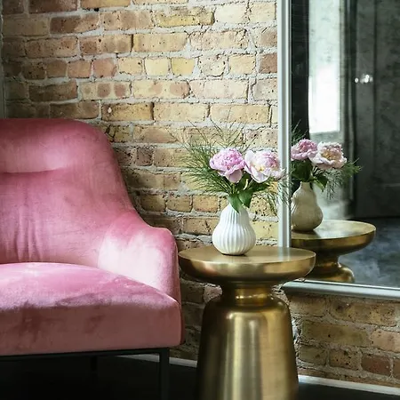 Wicker Park 3*