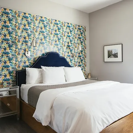 Wicker Park 3*