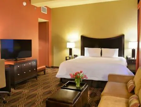 Hotel Hampton Majestic Theatre District Chicago