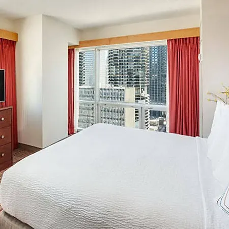 By Marriott Downtown/river North