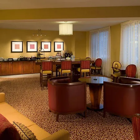 Courtyard By Marriott At Medical District-uic 3* Chicago