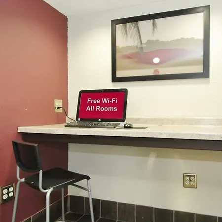 Saint Clair - Magnificent Mile Hotel 4*