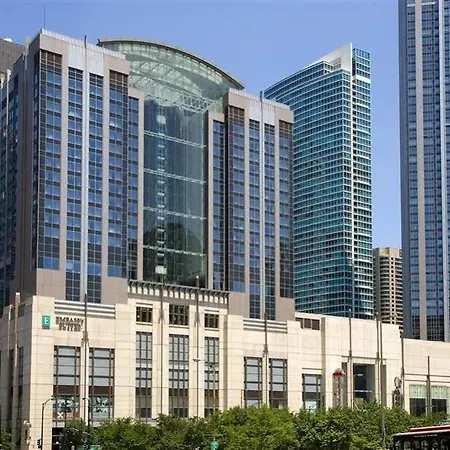 Embassy By Hilton Downtown Magnificent Mile 4*