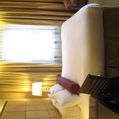 Hotel Millennium Knickerbocker 4*
