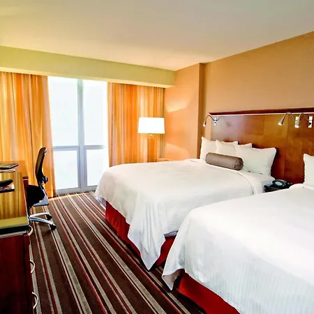 Le Meridien Essex Chicago
