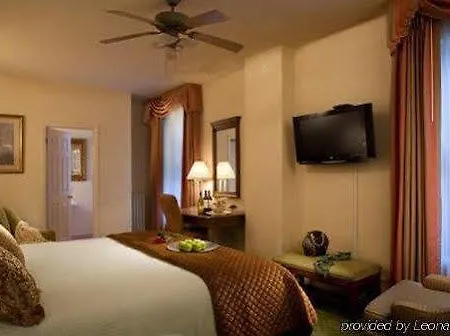 Hotel The Willows Chicago