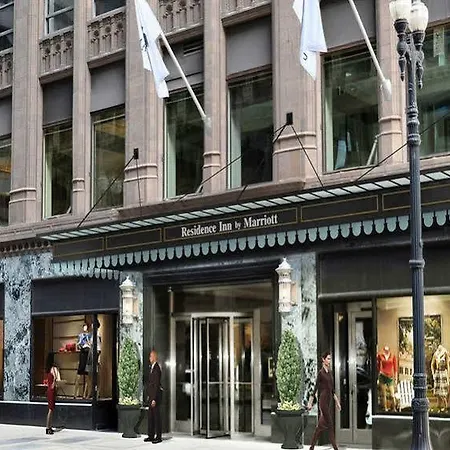 By Marriott Downtown/loop 3* Chicago