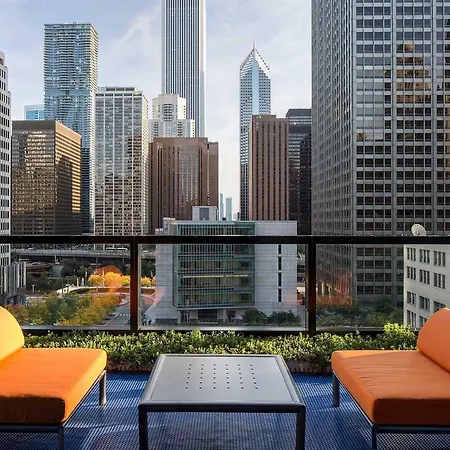 Apartment Corporate Suites In The Heart Of Magnificent Mile *
